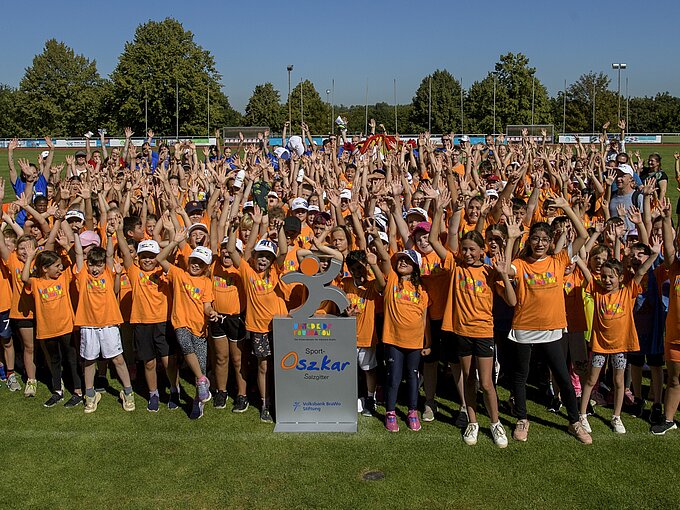 320 Kinder feierten, spielten und tobten beim großen Sport-Os(z)kar-Festival in Salzgitter. Foto: Volksbank BRAWO / Isabell Massel