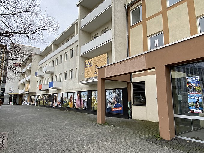 Porschestraße 3 - 7 Porschestraße 3 - 7