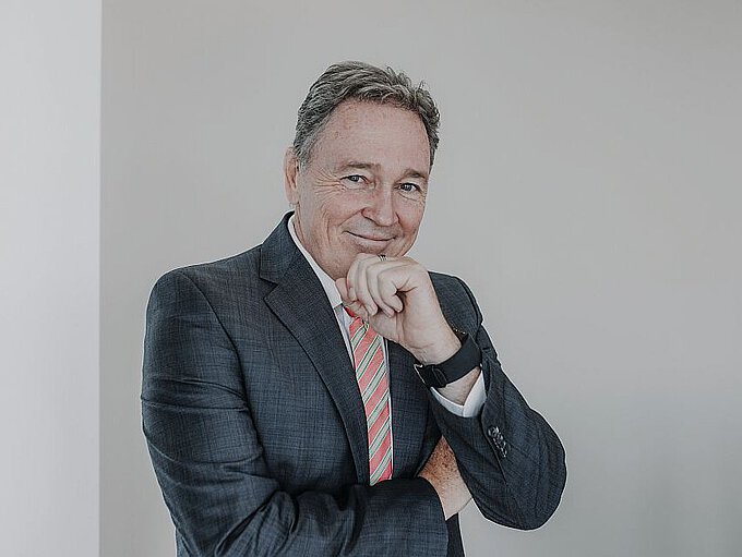 Thomas Fast, Vorstandsvorsitzender der Volksbank BraWo Stiftung: "Wir wollen Kindern in unserer Region die Chancen für eine sichere Zukunft geben." Thomas Fast, Vorstandsvorsitzender der Volksbank BraWo Stiftung: "Wir wollen Kindern in unserer Region die Chancen für eine sichere Zukunft geben."